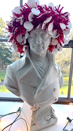 Goethe bust wears wreath for UW German Studies holiday event